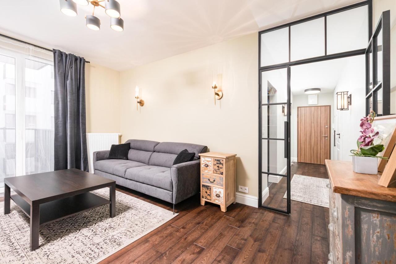Fort Wola 12A By Homeprime Warszawa Exteriör bild